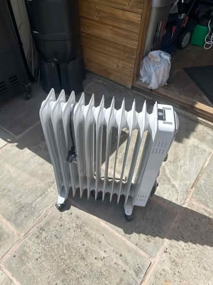 Photo of free Oil filled radiator (Hook KT9) #1