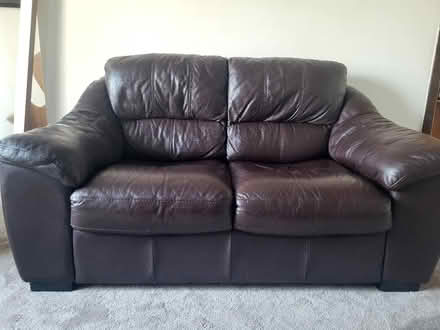 Photo of Leather sofa and chair (Bd20 5lq) #1