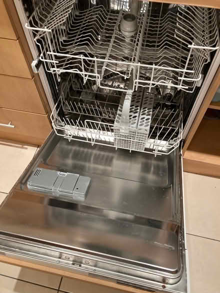 Photo of free Dishwasher (Littlehampton BN17) #1