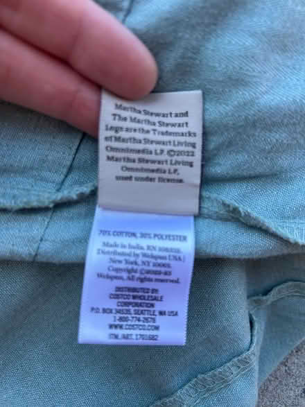 Photo of free Queen size sheets (Burien (shorewood)) #1