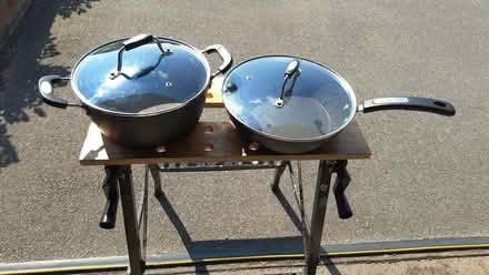 Photo of free 2 Pans with lids (Stubbington PO14) #1