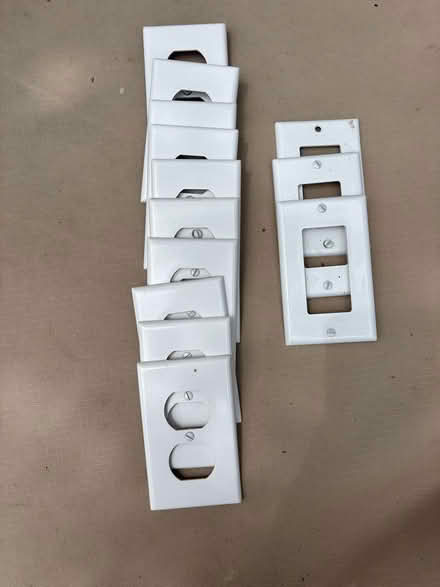 Photo of free Outlet/Switch Covers and Outlet (Redwood City, Mt. Carmel) #1