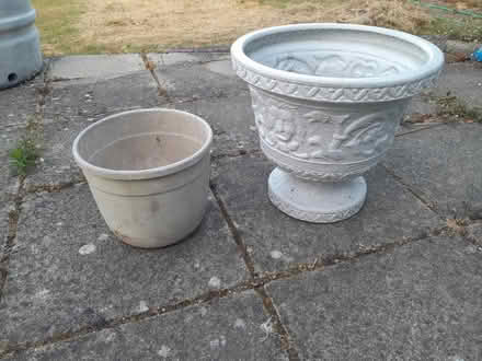 Photo of free Plastic plant pots (Epsom KT19) #1