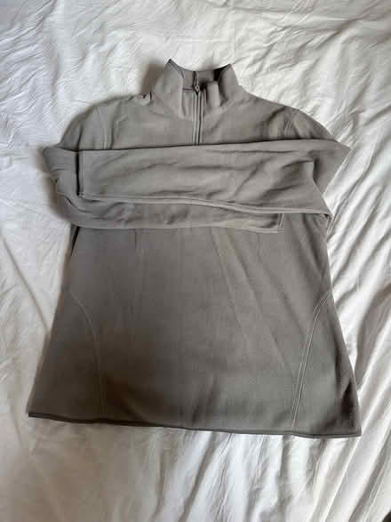 Photo of free Womens grey fleece size M (Brixton SW9) #1