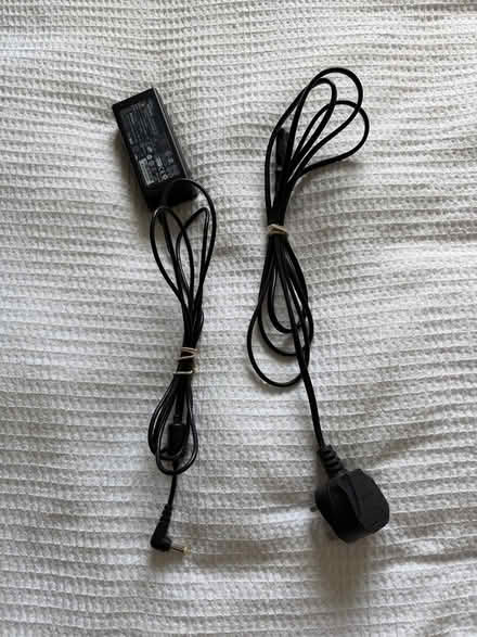 Photo of free mains power adapter DC Barrel plug (BL1 8GE) #1
