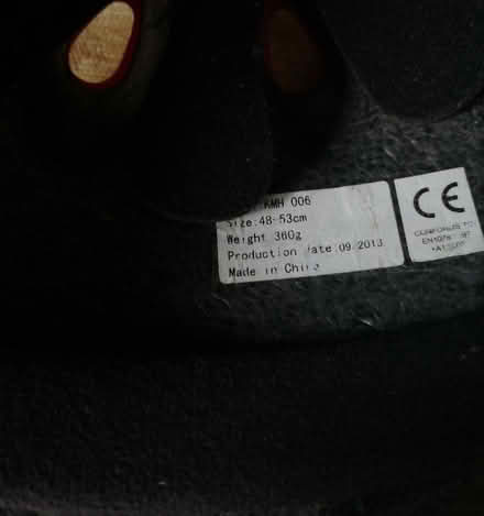 Photo of free Red skating helmet (Cam GL11) #2