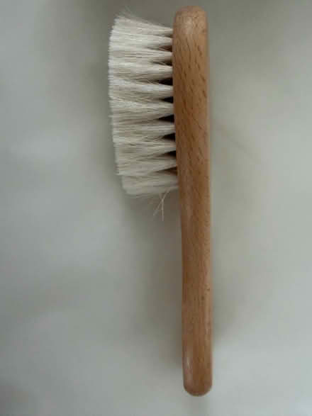 Photo of free Baby brush (SM5) #3