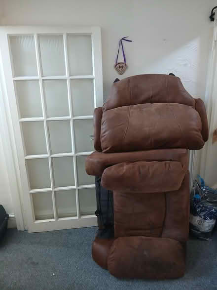 Photo of free Electric recliner chair (Lampeter SA48) #3