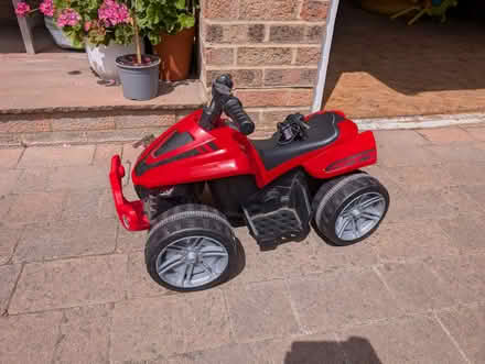 Photo of free Red electric car for1-4 year olds (Bagshot GU19) #1