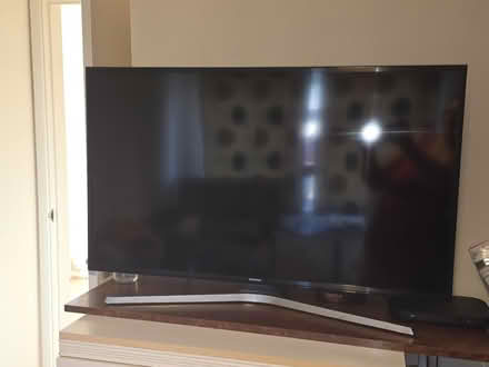 Photo of free 40" samsung tv with remote (RM26JS) #1