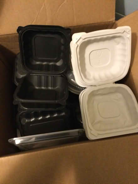 Photo of free clamshell take out containers (Wedgwood) #1