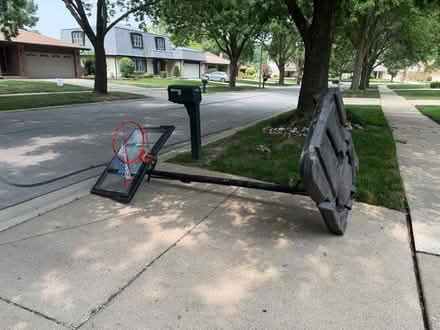 Photo of free Basketball Hoop (Downers Grove) #1