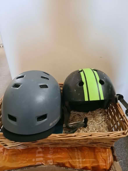 Photo of free helmets (Mayfield EH9) #1
