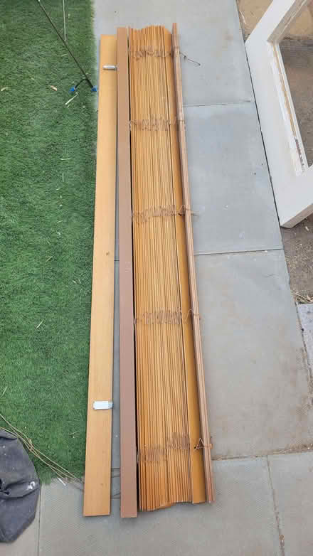Photo of free Wide wooden kitchen blind (Northcote Road SW11) #3
