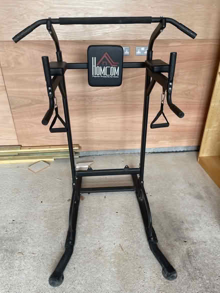 Photo of free Chin up /dip station (Woking GU22) #1