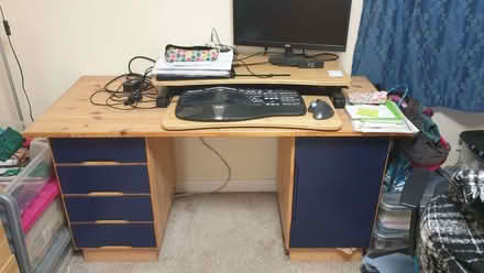 Photo of free Lovely desk (Leominster HR6) #1