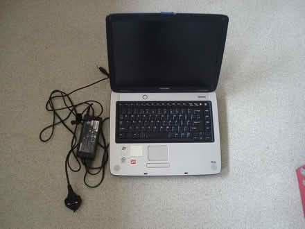Photo of free toshiba laptop (Woodley RG5) #2