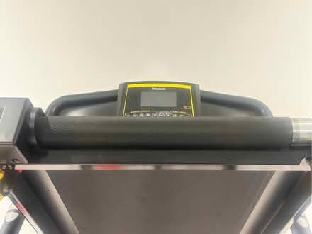 Photo of free Reebok GT30 Treadmill (Bellingham SE6) #2