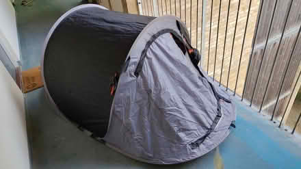 Photo of free 1-person pop-up tent (E17 St James St) #1