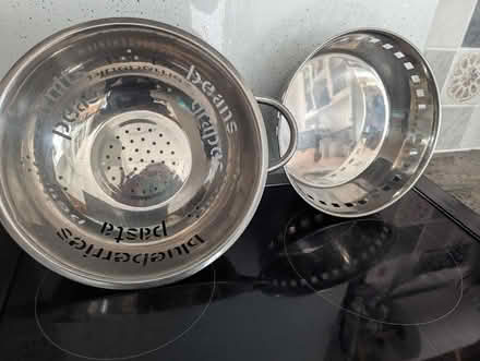 Photo of free Stainless steel Fruit bowl & caulinder (Grangeway area NN10) #1