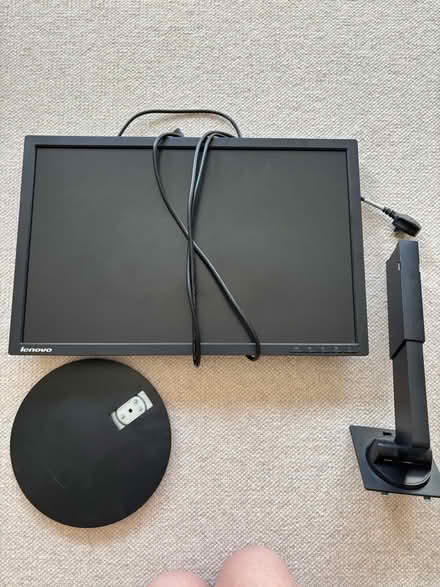 Photo of free Monitor (Canonbury N1) #1