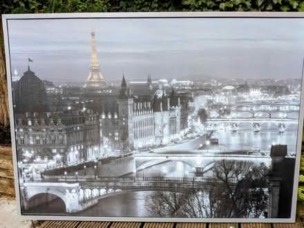 Photo of free A big picture of Paris (Lower Earley RG6) #1