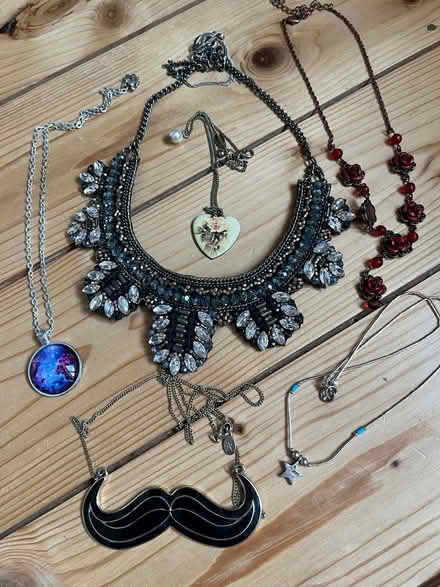 Photo of free costume jewellery (Poulner BH24) #1