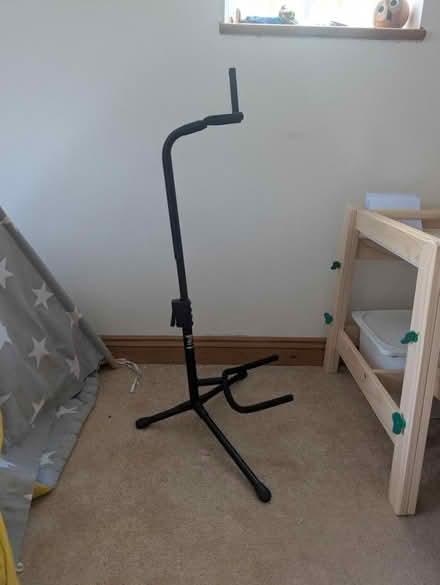 Photo of free Guitar stand (Chesterton, OX26 1) #4