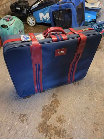 Photo of free Constellation Suitcase (Coates PE7) #1