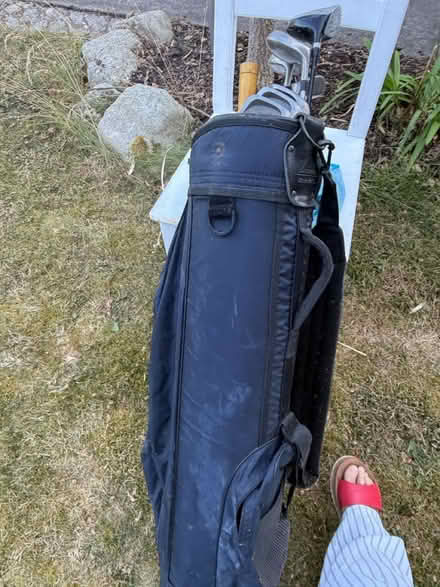 Photo of free Set of golf clubs and bag (Killiney) #3