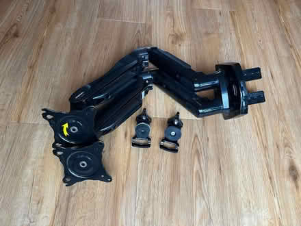 Photo of free Double Monitor Stand (King’s Hedges CB4) #1