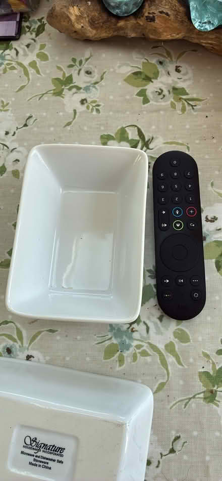 Photo of free Serving bowls (Bordon GU35) #1