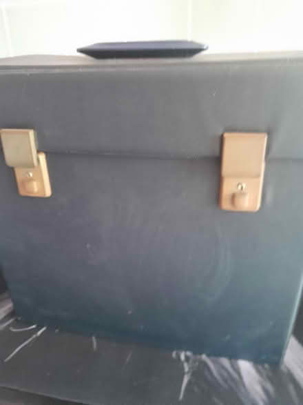 Photo of free Old 12 inch record case (Sidcup DA14) #1