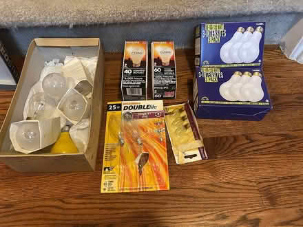 Photo of free Incandescent Light bulbs (Riverside/Hunt Club) #1