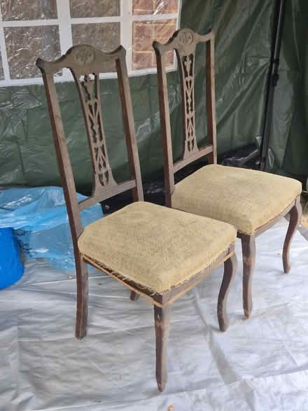 Photo of free 2 old upright chairs (Wokingham south RG40) #2