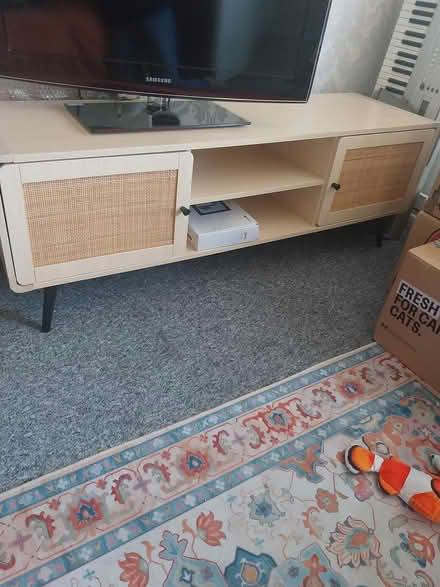 Photo of free Tv unit (CH44 Egremont) #1