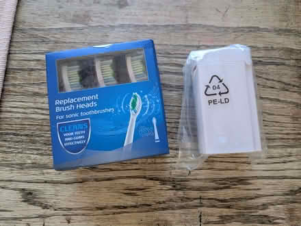 Photo of free Electric toothbrush heads unopened (Earwig Corner BN7) #1