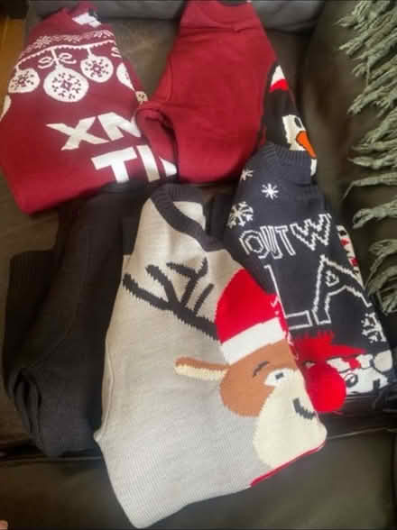 Photo of free Men’s Boohoo Xmas Jumpers x 5 (Cheshunt En8) #1