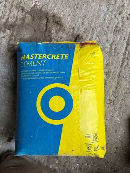 Photo of free 25kg Cement/sand (Kenilworth CV8) #1