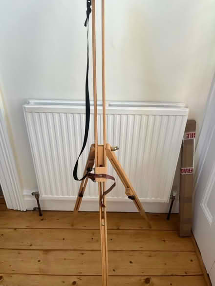 Photo of free Folding artists easel (Bristol BS6) #1