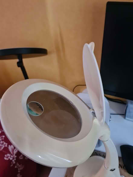 Photo of free Desk lamp with lens fot precision works (Furzedown SW17) #2