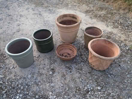 Photo of free Garden pots (Wimborne,Colehill) #1