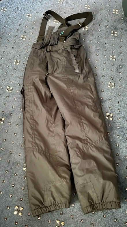 Photo of free Snow items (Midstocket AB15) #2
