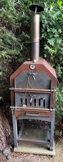 Photo of free LIdL pizza oven (Pyrford GU22) #1