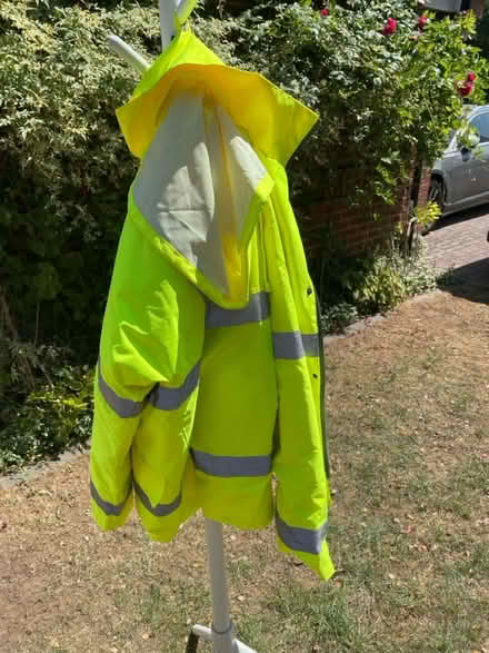 Photo of free XL lined high viz jacket (Chineham Basingstoke RG24) #1