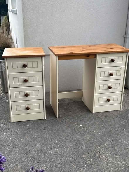 Photo of free Bedroom Set (Killiney) #1