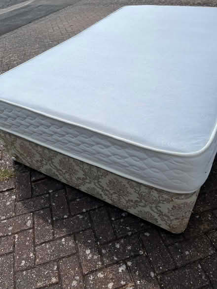 Photo of free 4ft small double bed base, mattress and headboard (Kenilworth CV8) #4