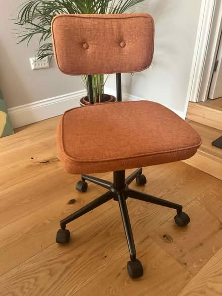 Photo of free Terracotta orange desk chair (Stroud Green N4) #1