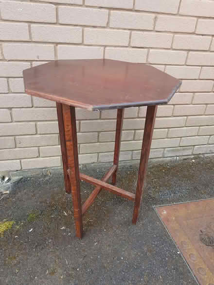 Photo of free Octagonal table (Kendal LA9) #4