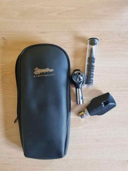 Photo of free Otoscope&ophthalmoscope attachments (Bangor LL57) #1